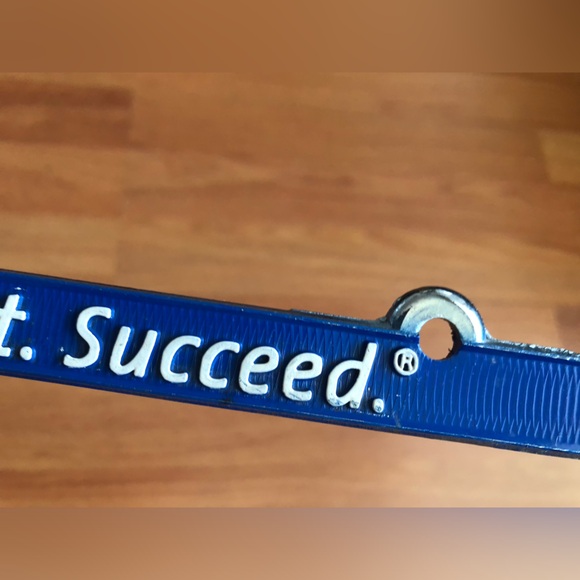 Beachbody License Plate Frame EUC ! - Picture 9 of 11